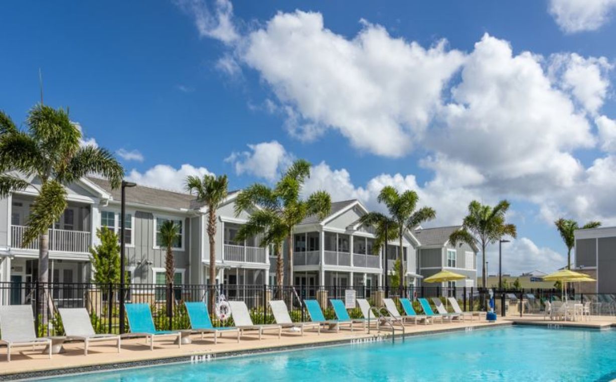 Apartments in Southwest Florida Springs Luxury Apartments